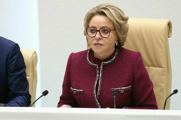 Матвиенко предложила финансировать инициативные проекты молодых учёных-аспирантов