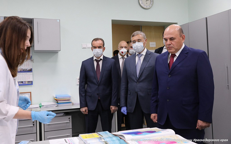 Михаил Мишустин познакомился с разработками молодых учёных Краснодарского края для АПК и сферы экологии