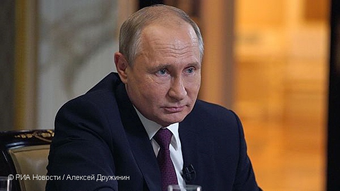 Путин поручил разработать программу синхротронных и нейтронных исследований