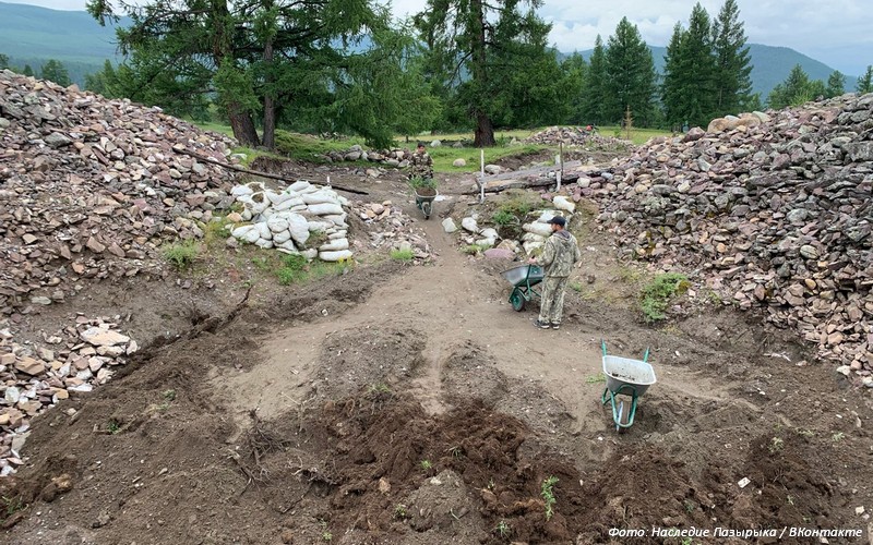 На Пятом пазырыкском кургане работала археологическая экспедиция ГАГУ