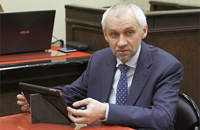 Кто разгрызёт грант науки