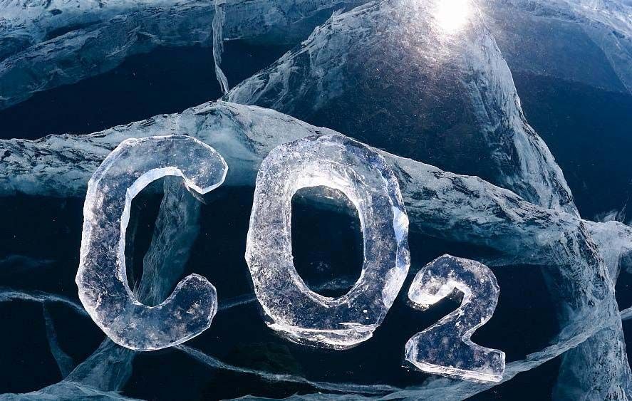 В Китае разработана технология получения бензина из углекислого газа